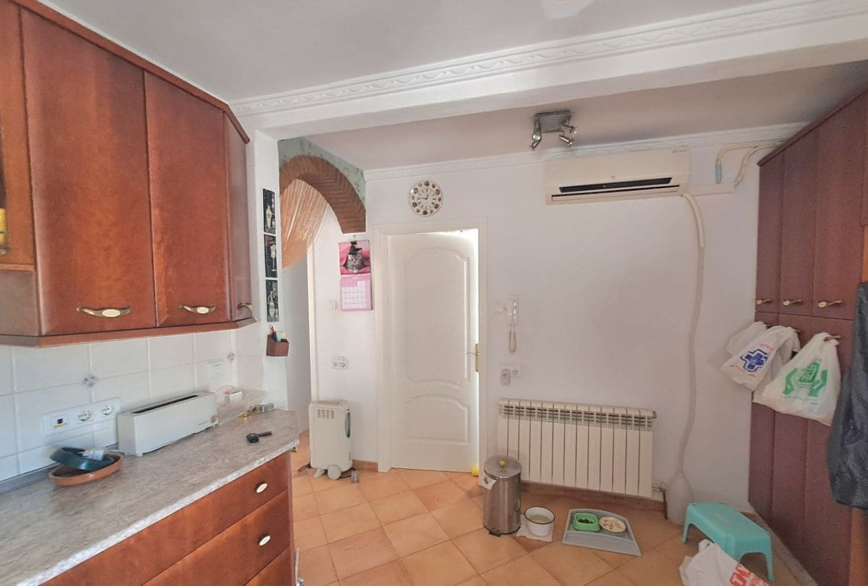 5 soveværelse Finca/Landehus til salg i Iznajar med swimmingpool - € 339.950 (Ref: 9191781)