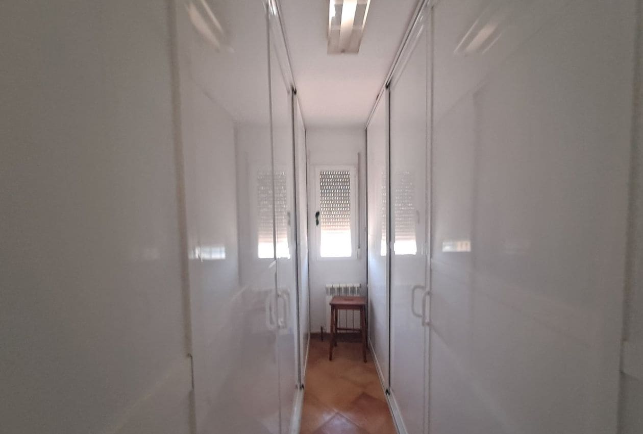 5 soveværelse Finca/Landehus til salg i Iznajar med swimmingpool - € 339.950 (Ref: 9191781)