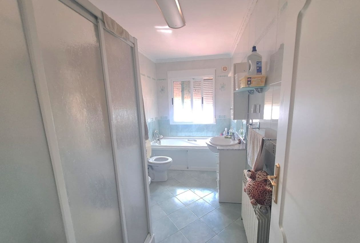 5 soveværelse Finca/Landehus til salg i Iznajar med swimmingpool - € 339.950 (Ref: 9191781)