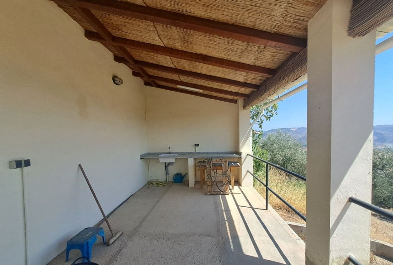 5 soveværelse Finca/Landehus til salg i Iznajar med swimmingpool - € 339.950 (Ref: 9191781)