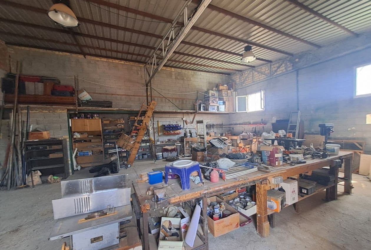 5 soveværelse Finca/Landehus til salg i Iznajar med swimmingpool - € 339.950 (Ref: 9191781)