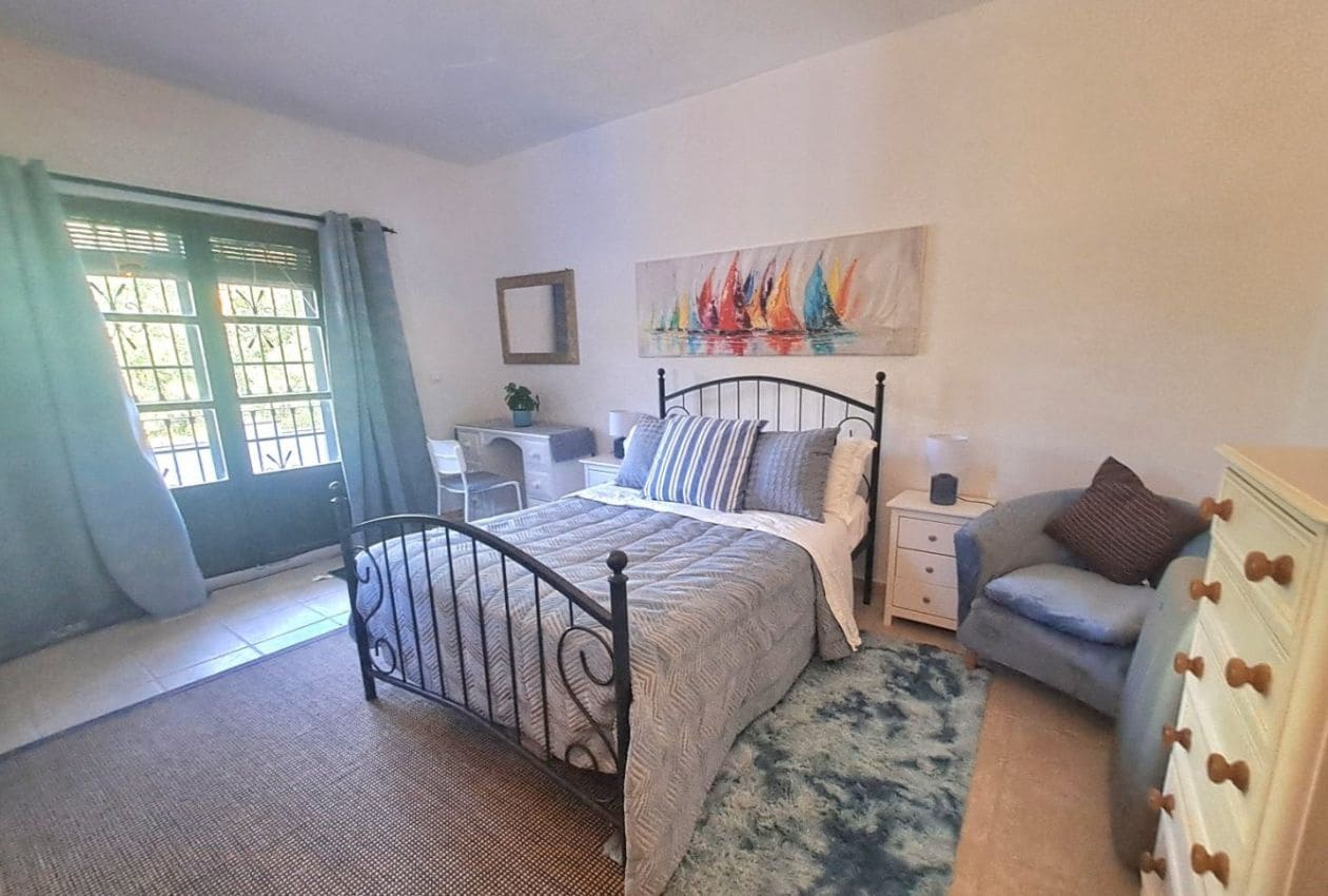 7 soveværelse Finca/Landehus til salg i Iznajar med swimmingpool - € 825.000 (Ref: 9193231)