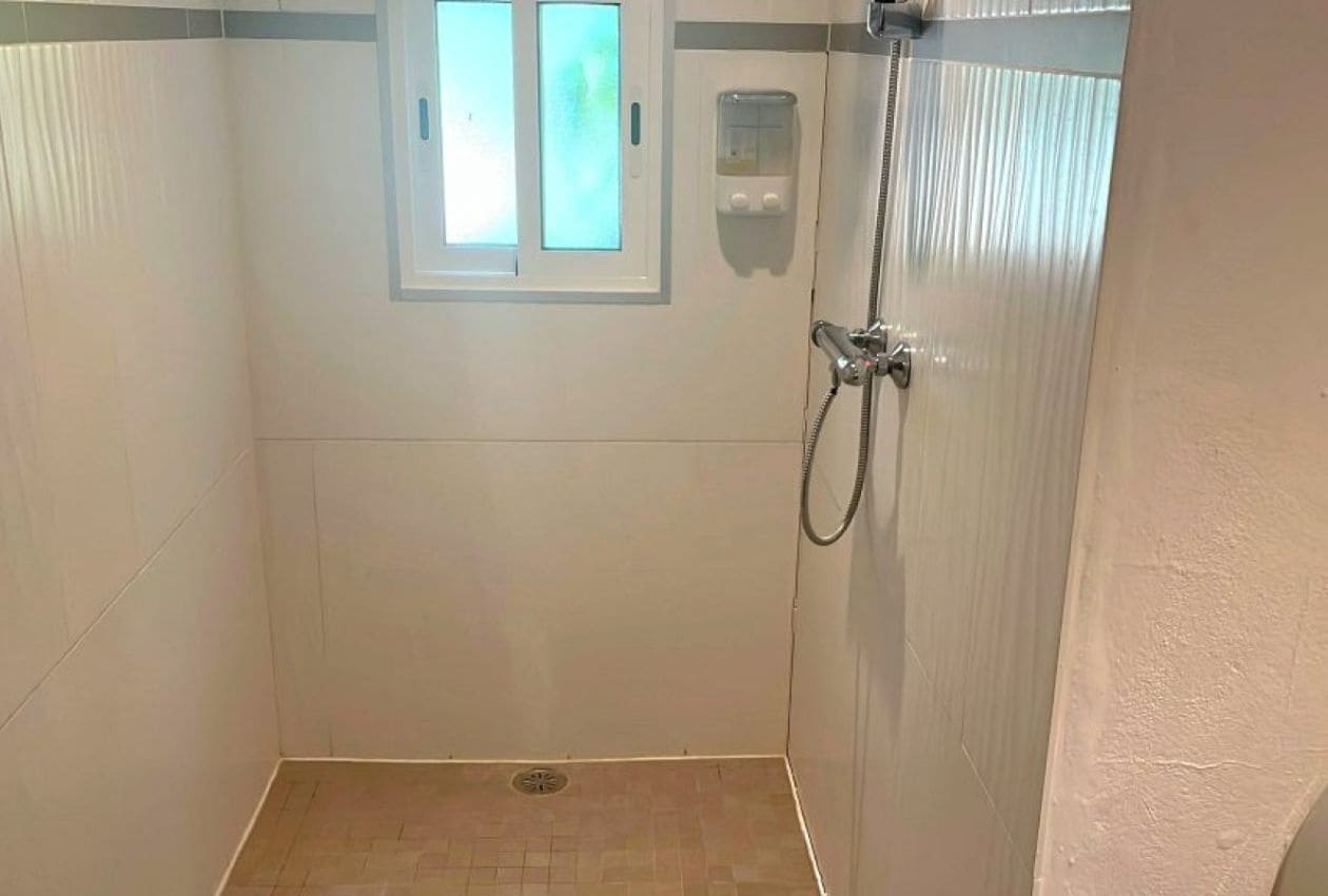 7 soveværelse Finca/Landehus til salg i Iznajar med swimmingpool - € 825.000 (Ref: 9193231)