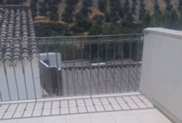 4 soveværelse Byhus til salg i Algarinejo - € 159.950 (Ref: 9203342)