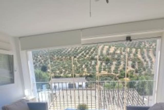 4 soveværelse Byhus til salg i Algarinejo - € 159.950 (Ref: 9203342)