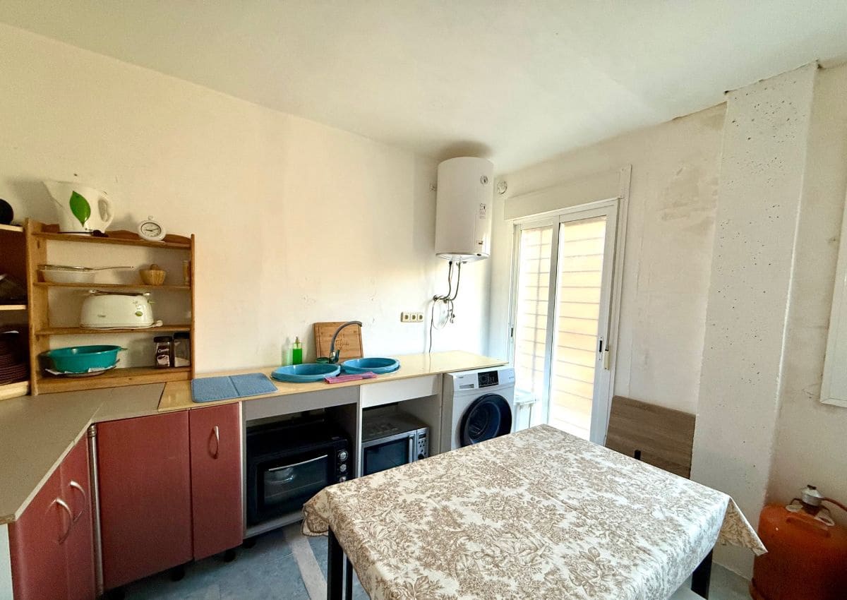 3 soveværelse Lejlighed til salg i Macael - € 85.000 (Ref: 9215982)