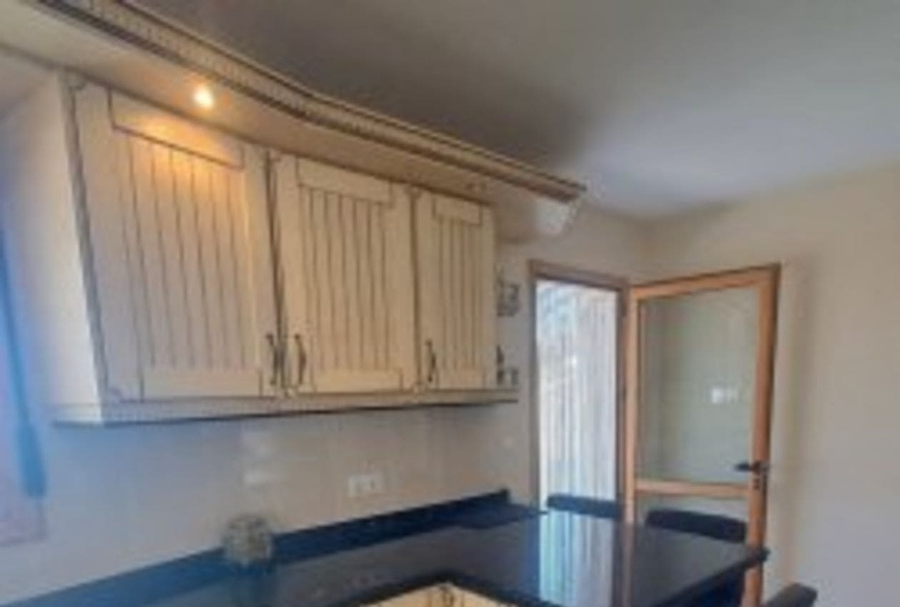 6 soveværelse Finca/Landehus til salg i Iznajar med swimmingpool - € 580.000 (Ref: 9227760)