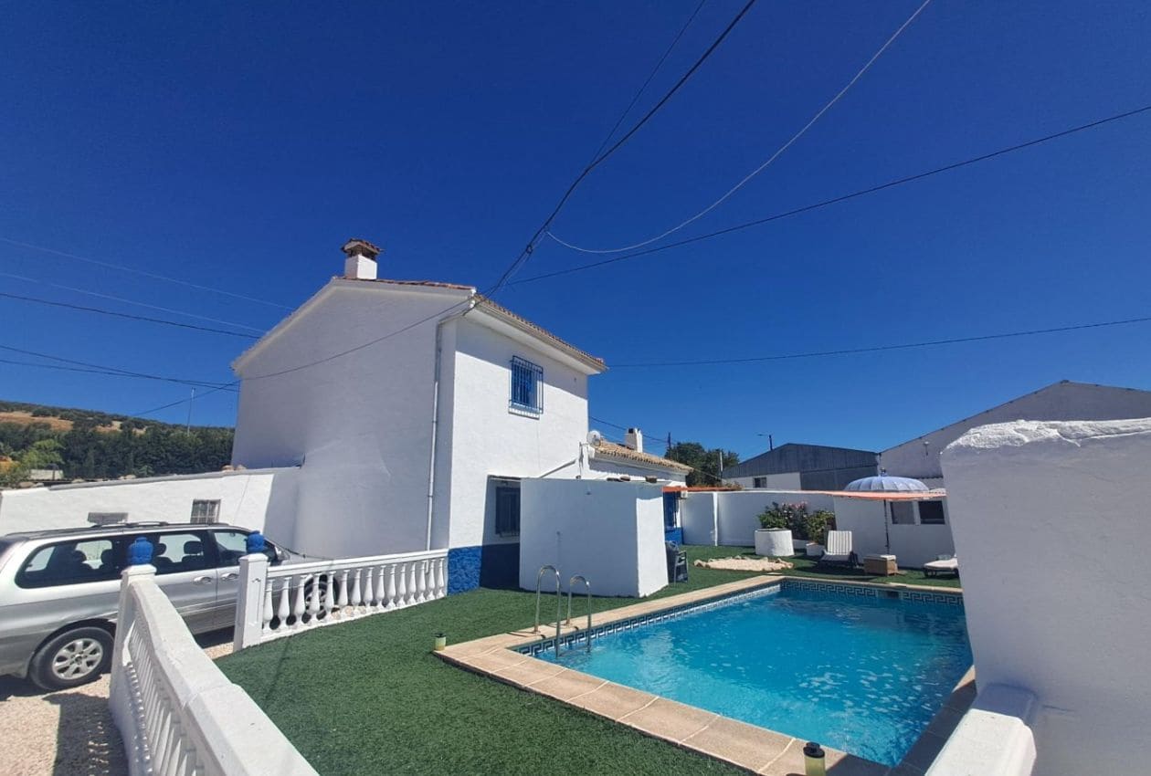 7 soveværelse Finca/Landehus til salg i Alcala la Real med swimmingpool - € 320.000 (Ref: 9254326)