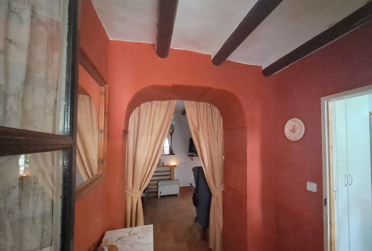 5 soveværelse Byhus til salg i Corcoya - € 110.000 (Ref: 9301810)