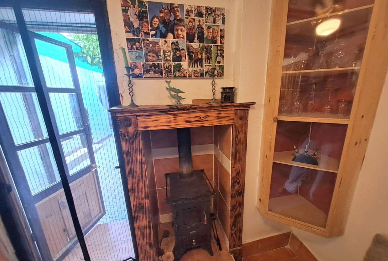 5 soveværelse Byhus til salg i Corcoya - € 110.000 (Ref: 9301810)