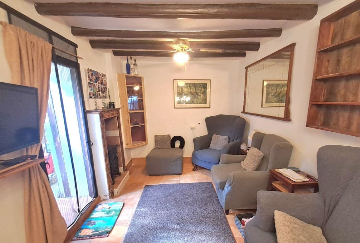 5 soveværelse Byhus til salg i Corcoya - € 110.000 (Ref: 9301810)