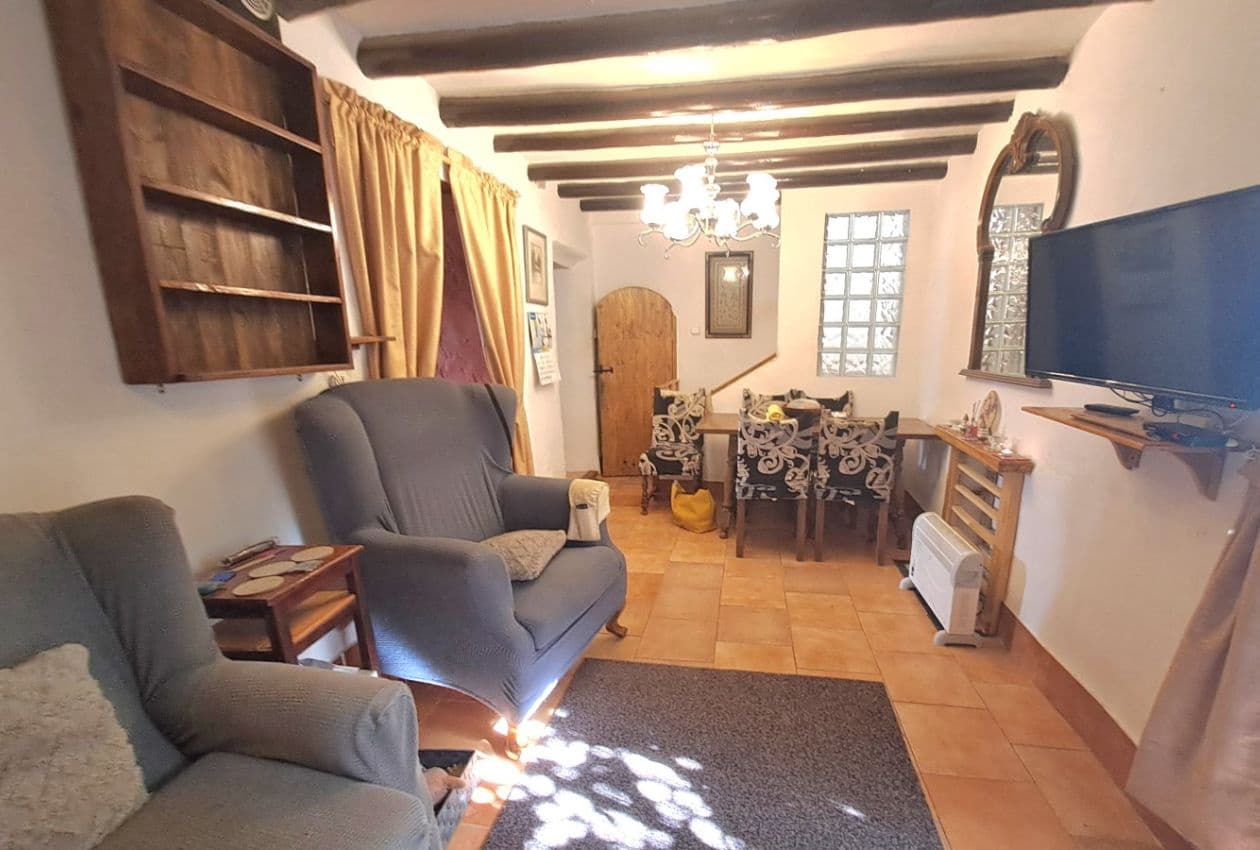 5 soveværelse Byhus til salg i Corcoya - € 110.000 (Ref: 9301810)