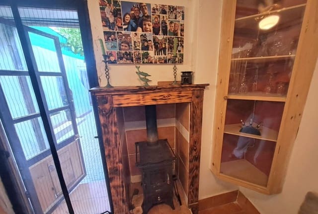 5 soveværelse Byhus til salg i Corcoya, Badolatosa - € 110.000 (Ref: 9301810)