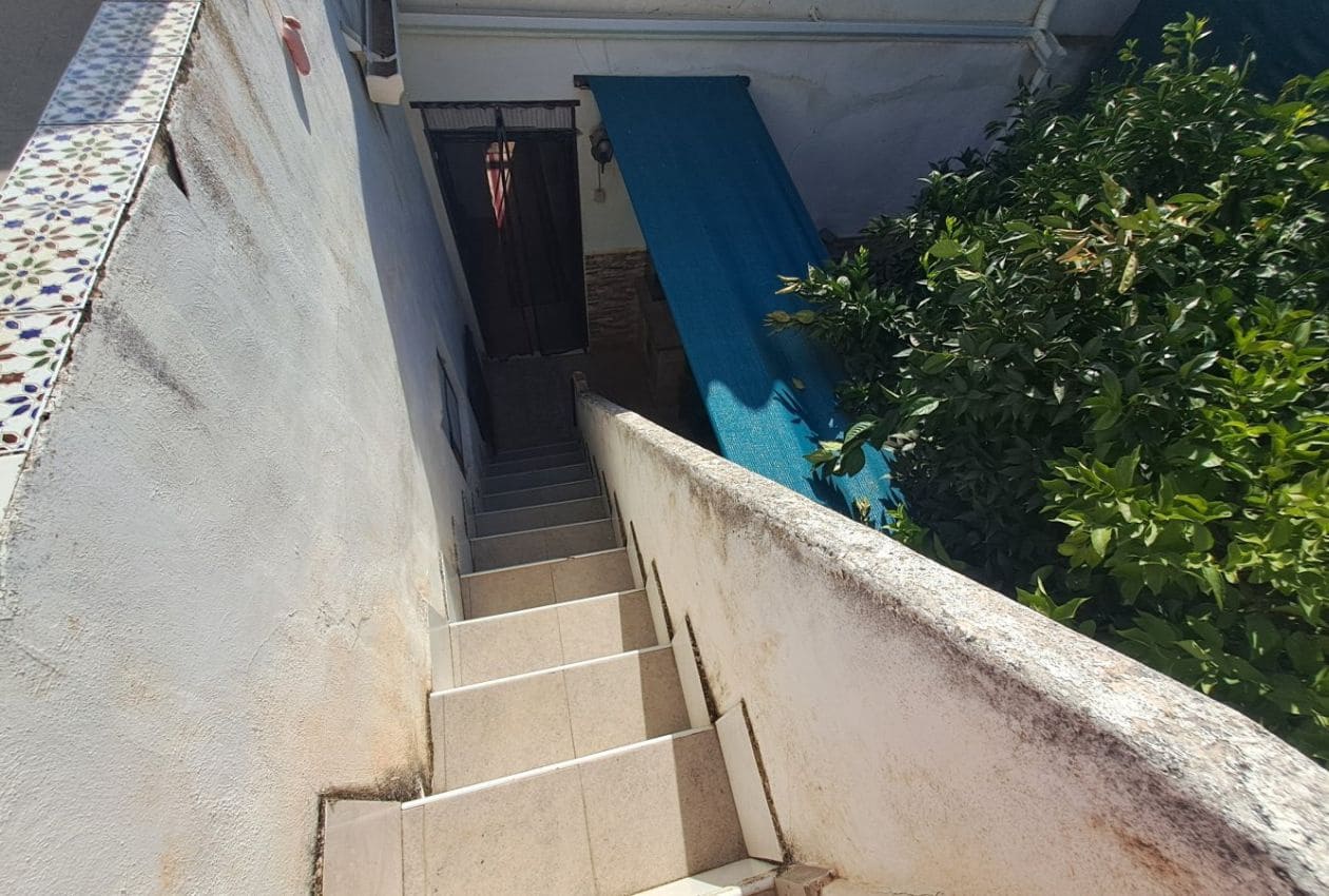 5 soveværelse Byhus til salg i Corcoya - € 110.000 (Ref: 9301810)