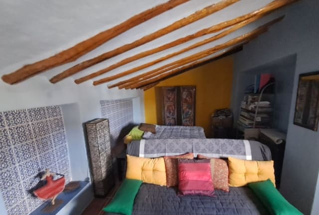 3 soveværelse Byhus til salg i Alcaudete - € 84.000 (Ref: 9363239)