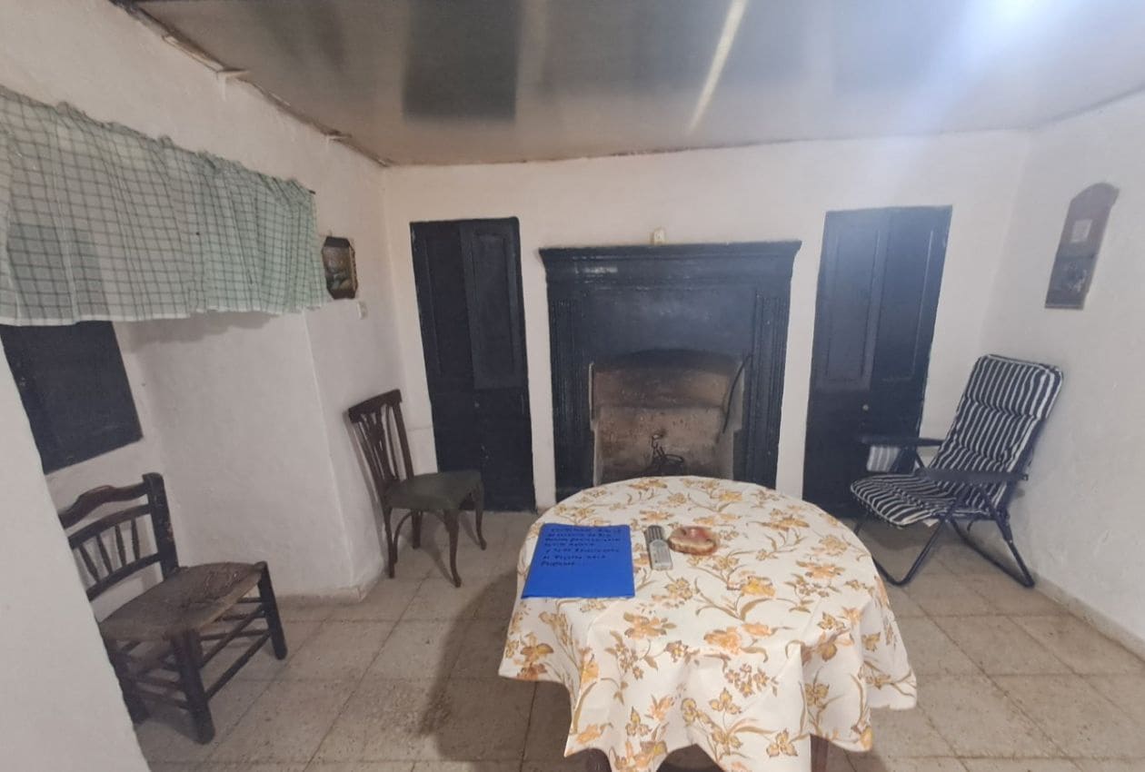 3 soverom Hus til salgs i Alcaudete - € 44 000 (Ref: 9380096)