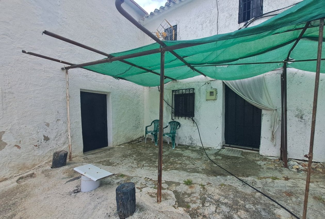 3 soverom Hus til salgs i Alcaudete - € 44 000 (Ref: 9380096)