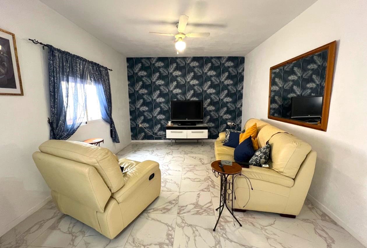 5 bedroom Finca/Country House for sale in Cantoria - € 145,000 (Ref: 9400073)