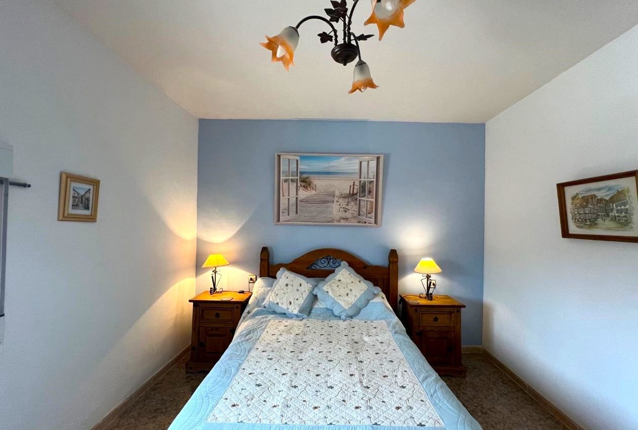 5 bedroom Finca/Country House for sale in Cantoria - € 145,000 (Ref: 9400073)