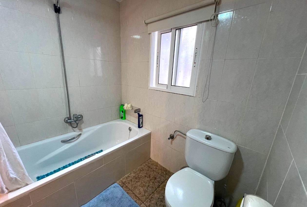 5 bedroom Finca/Country House for sale in Cantoria - € 145,000 (Ref: 9400073)