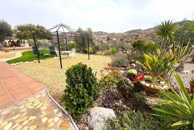 5 soveværelse Finca/Landehus til salg i Cantoria - € 145.000 (Ref: 9400073)