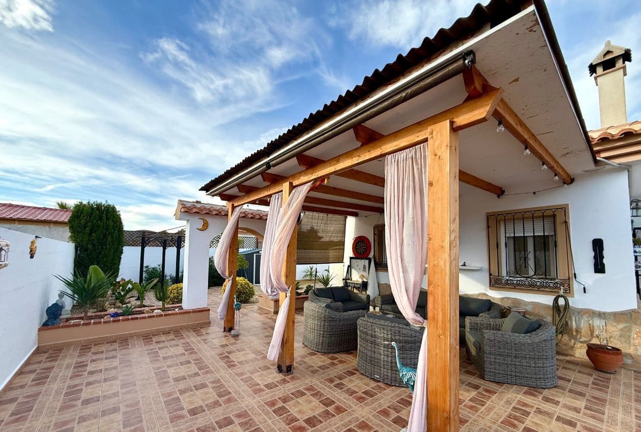 3 sovrum Villa till salu i Arboleas med pool - 325 000 € (Ref: 9402672)