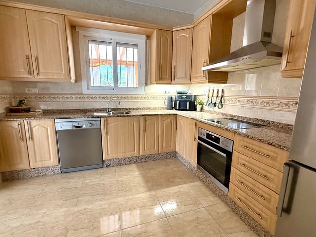 3 sovrum Villa till salu i Arboleas med pool - 325 000 € (Ref: 9402672)