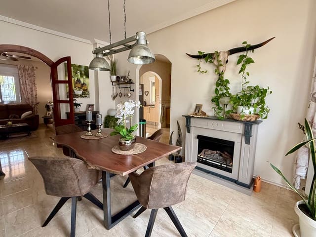 3 sovrum Villa till salu i Arboleas med pool - 325 000 € (Ref: 9402672)