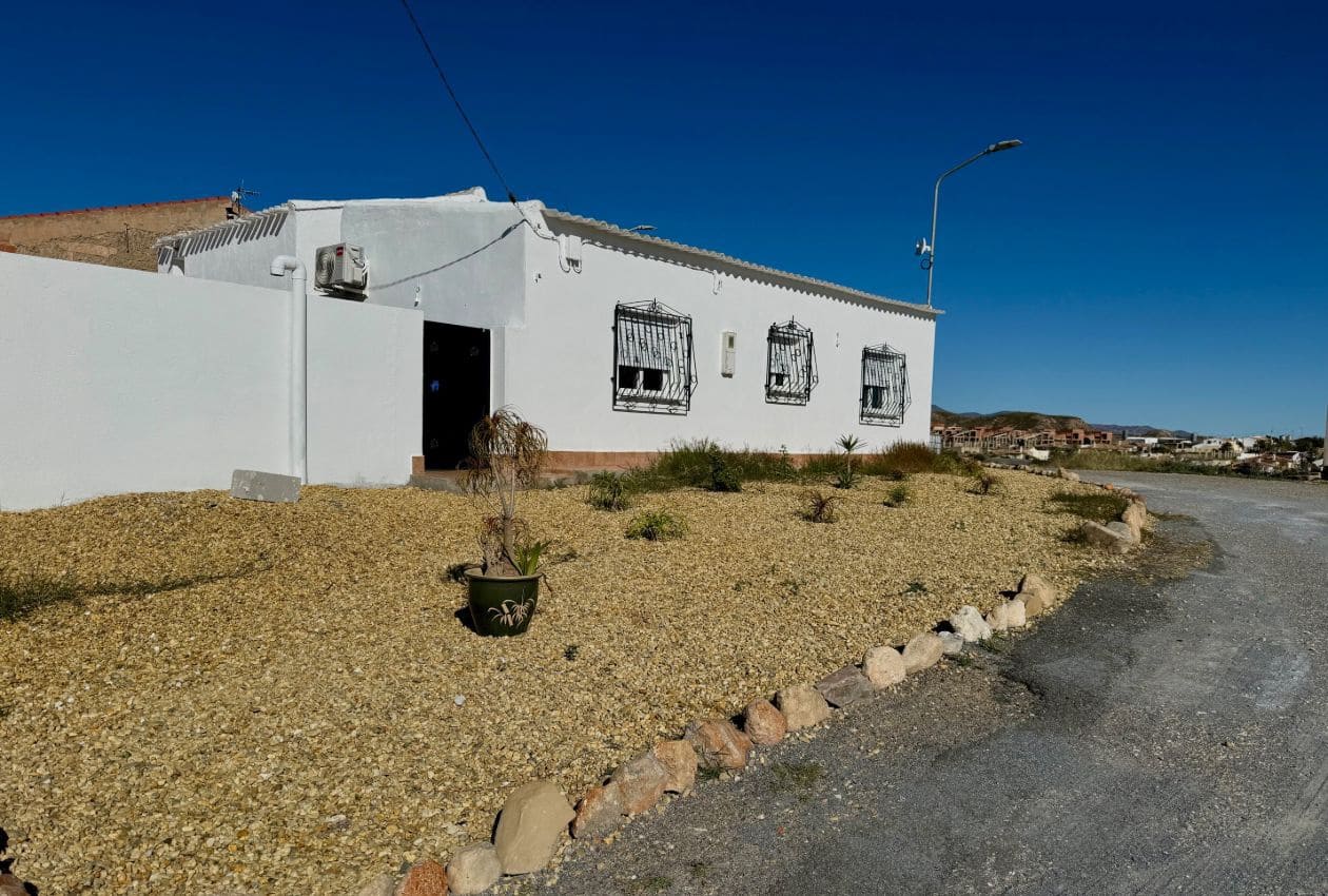 3 soveværelse Finca/Landehus til salg i Zurgena - € 189.000 (Ref: 9419086)