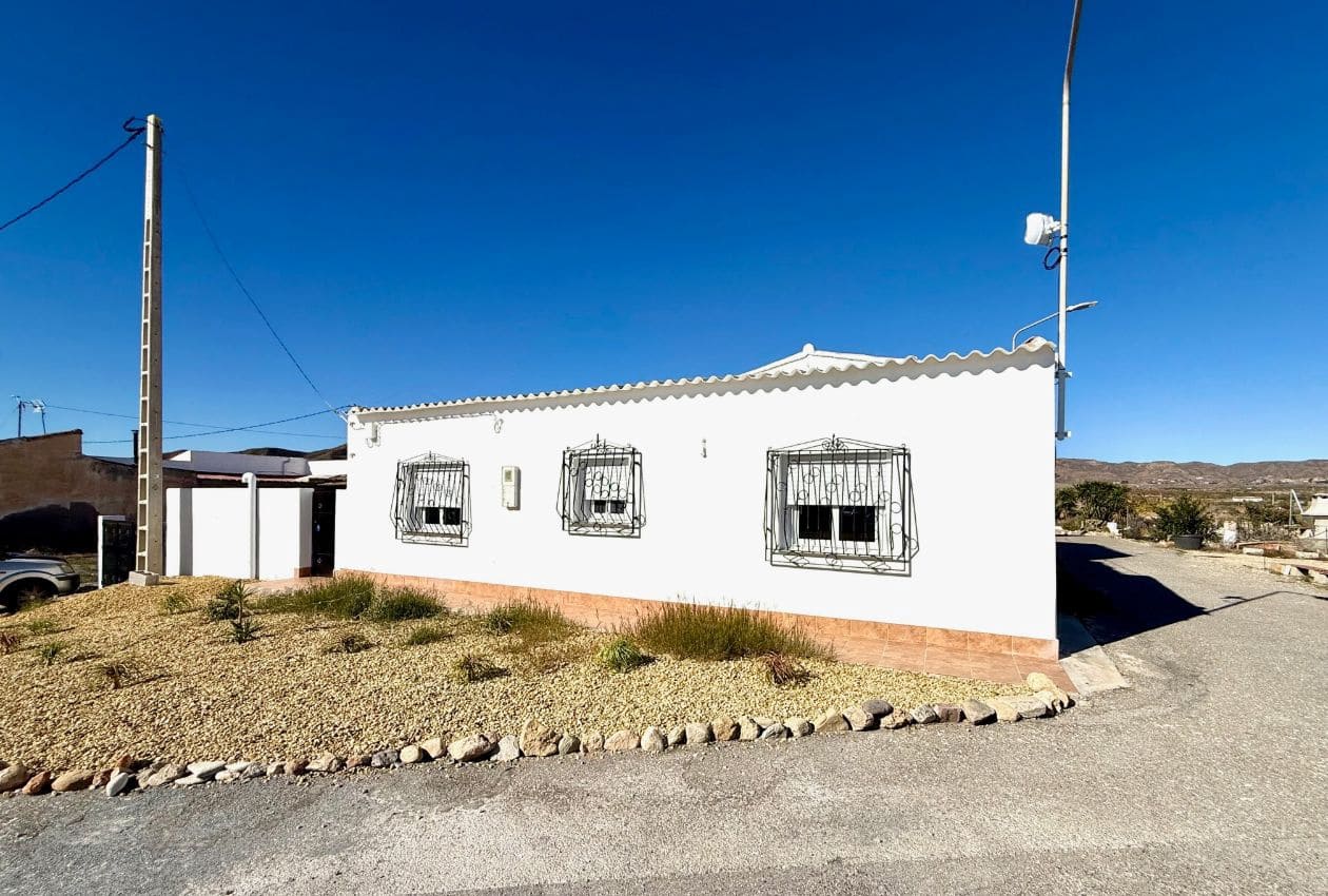 3 soveværelse Finca/Landehus til salg i Zurgena - € 189.000 (Ref: 9419086)