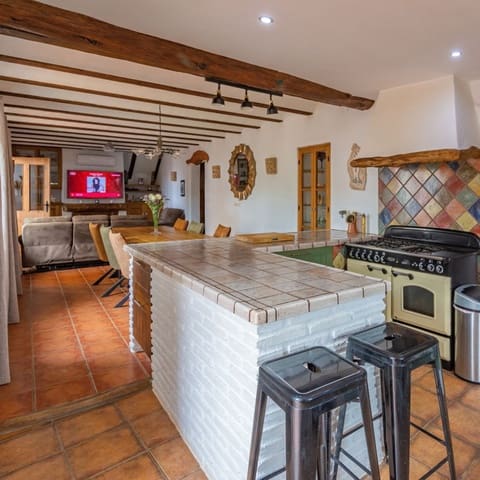 8 sovrum Finca/Hus på landet till salu i Oria med pool - 495 000 € (Ref: 9448468)