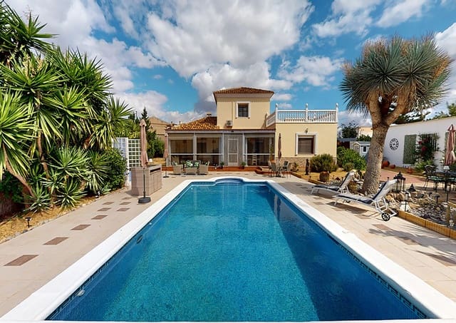 3 soveværelse Villa til salg i La Alfoquia, Zurgena med swimmingpool - € 375.000 (Ref: 9451523)