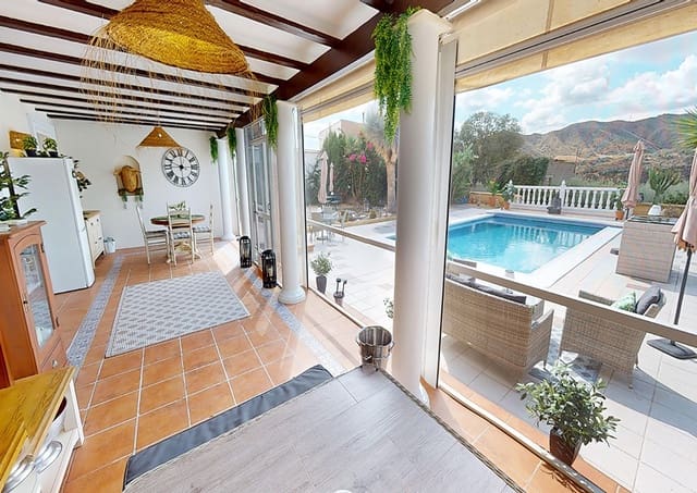 3 soveværelse Villa til salg i La Alfoquia, Zurgena med swimmingpool - € 375.000 (Ref: 9451523)