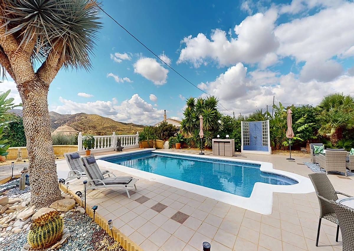 3 quarto Moradia para venda em La Alfoquia com piscina - 375 000 € (Ref: 9451523)