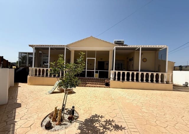 3 bedroom Villa for sale in Albox with pool - € 265,000 (Ref: 9467642)