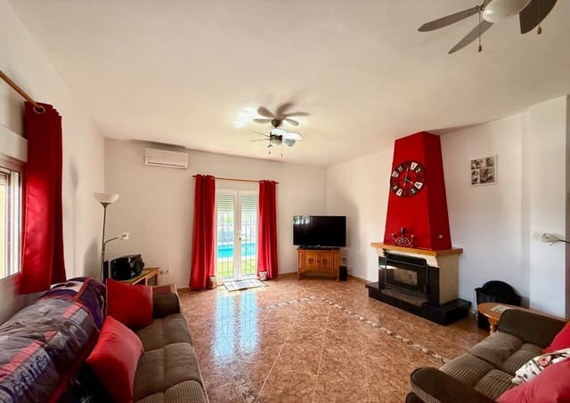 3 bedroom Villa for sale in Albox with pool - € 265,000 (Ref: 9467642)