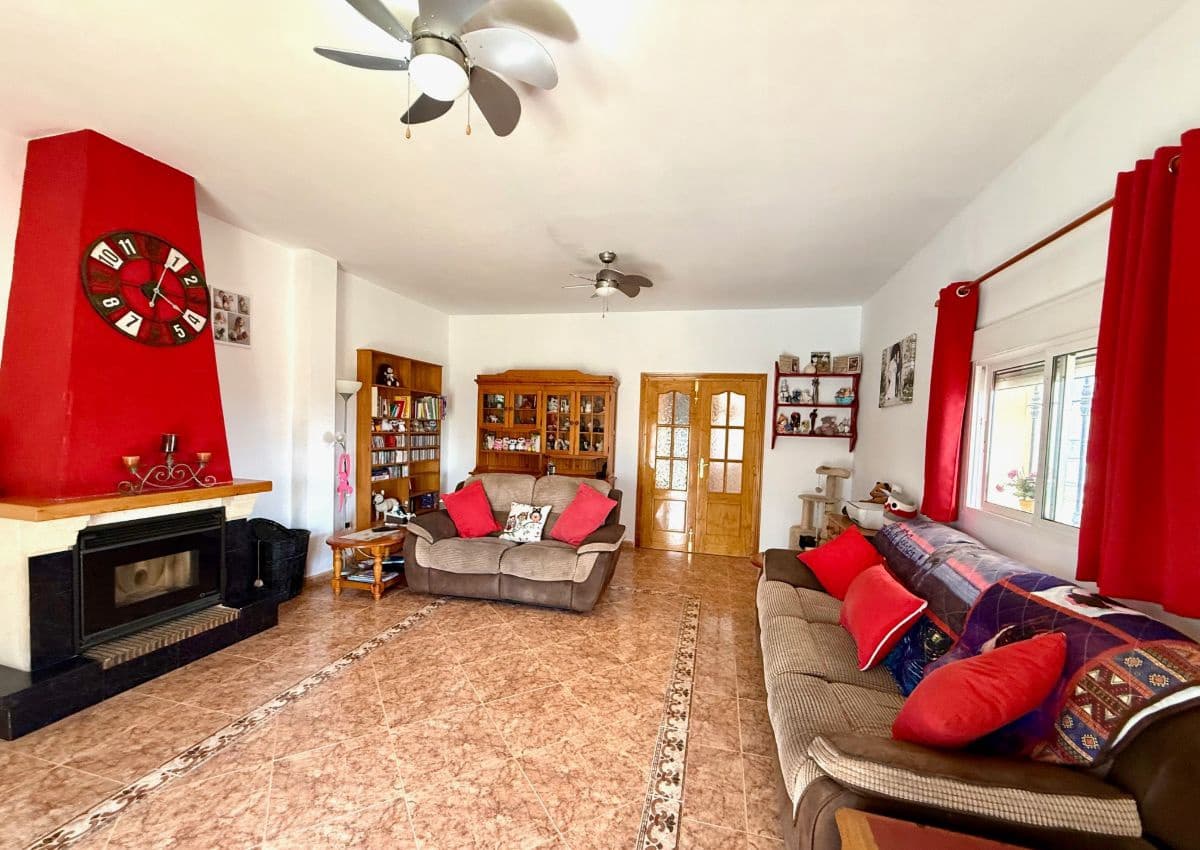 3 makuuhuone Huvila myytävänä paikassa Albox mukana uima-altaan - 265 000 € (Ref: 9467642)