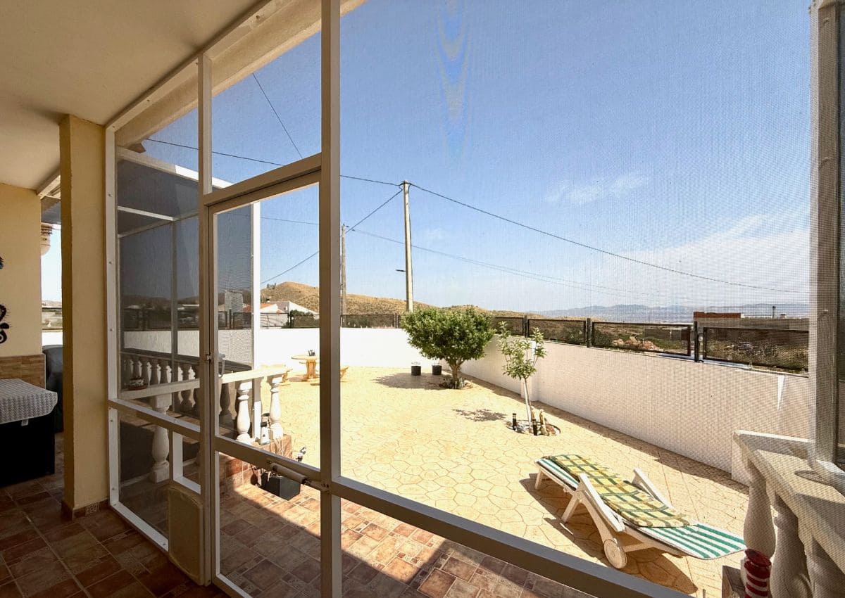 3 makuuhuone Huvila myytävänä paikassa Albox mukana uima-altaan - 265 000 € (Ref: 9467642)