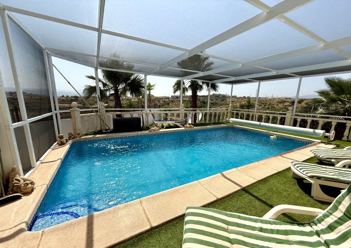 3 makuuhuone Huvila myytävänä paikassa Albox mukana uima-altaan - 265 000 € (Ref: 9467642)