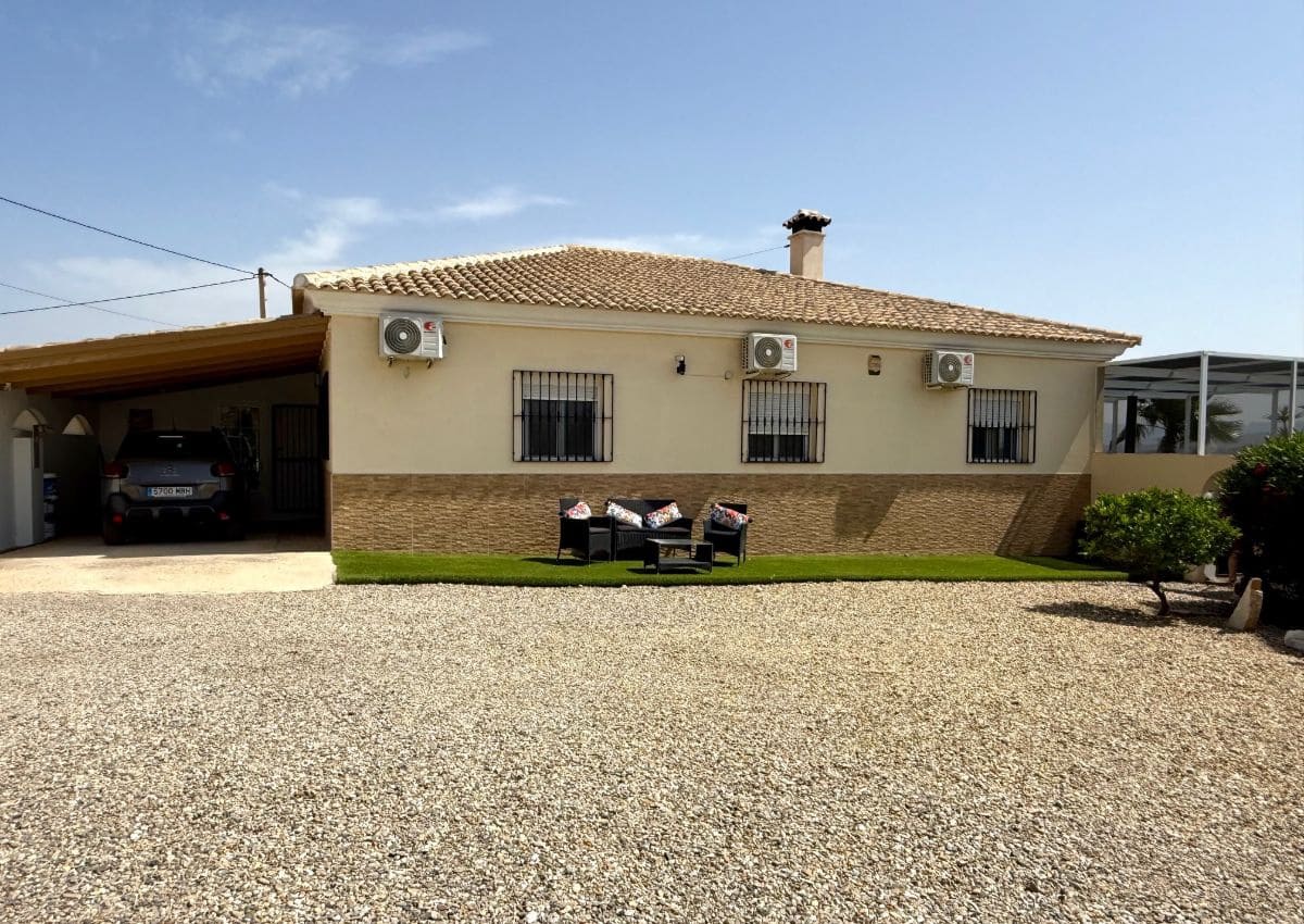 3 makuuhuone Huvila myytävänä paikassa Albox mukana uima-altaan - 265 000 € (Ref: 9467642)