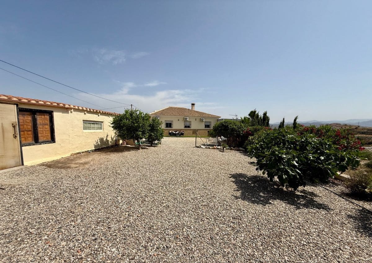 3 makuuhuone Huvila myytävänä paikassa Albox mukana uima-altaan - 265 000 € (Ref: 9467642)