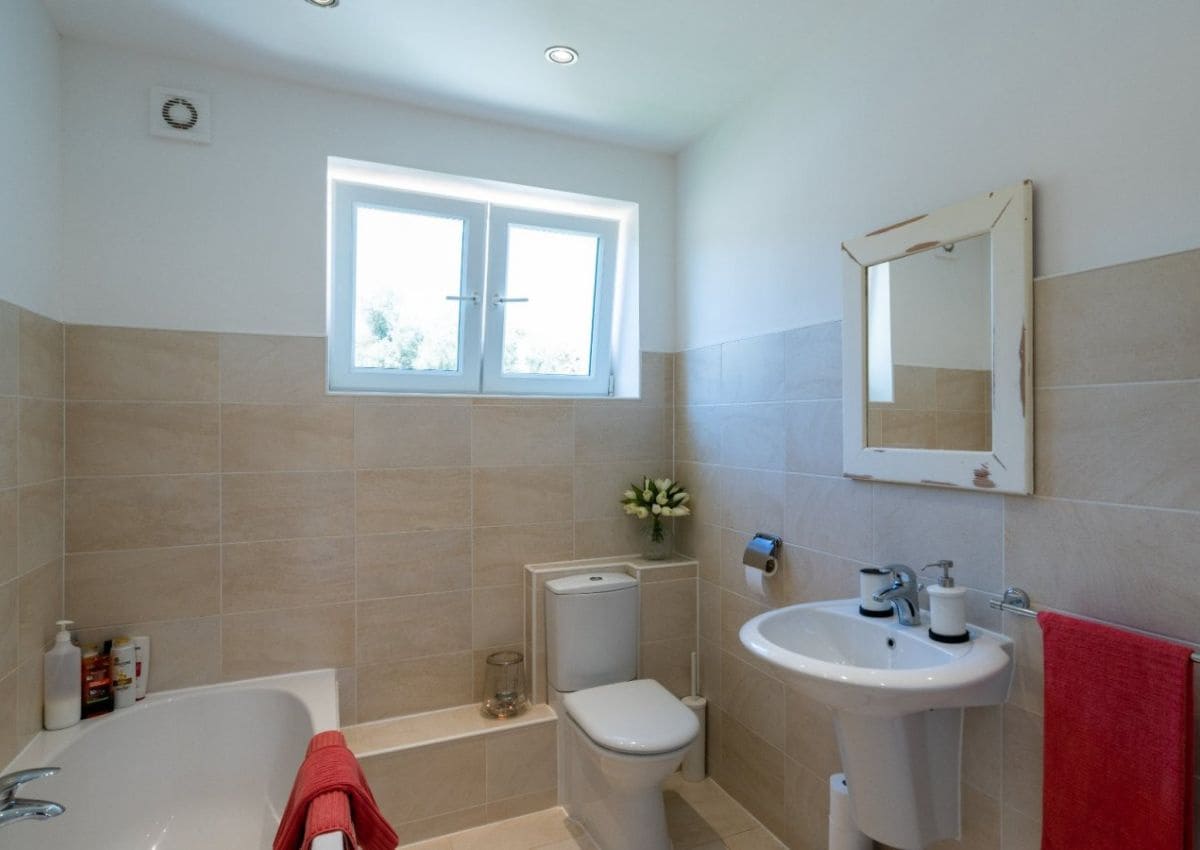 6 slaapkamer Finca/Landhuis te koop in Iznajar met zwembad - € 845.000 (Ref: 9523381)