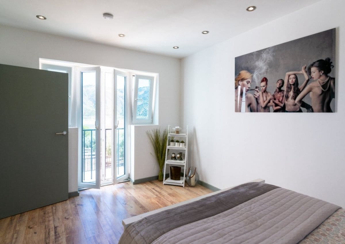 6 slaapkamer Finca/Landhuis te koop in Iznajar met zwembad - € 845.000 (Ref: 9523381)