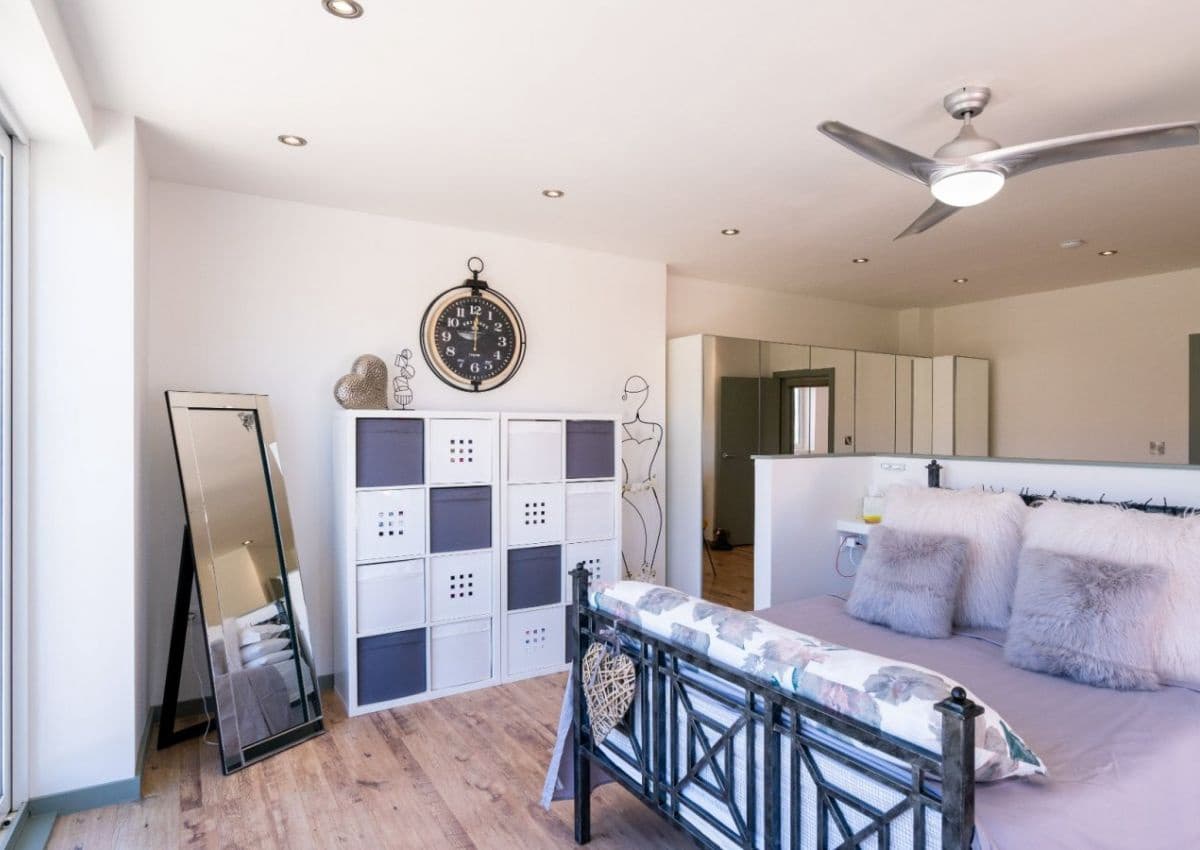 6 slaapkamer Finca/Landhuis te koop in Iznajar met zwembad - € 845.000 (Ref: 9523381)