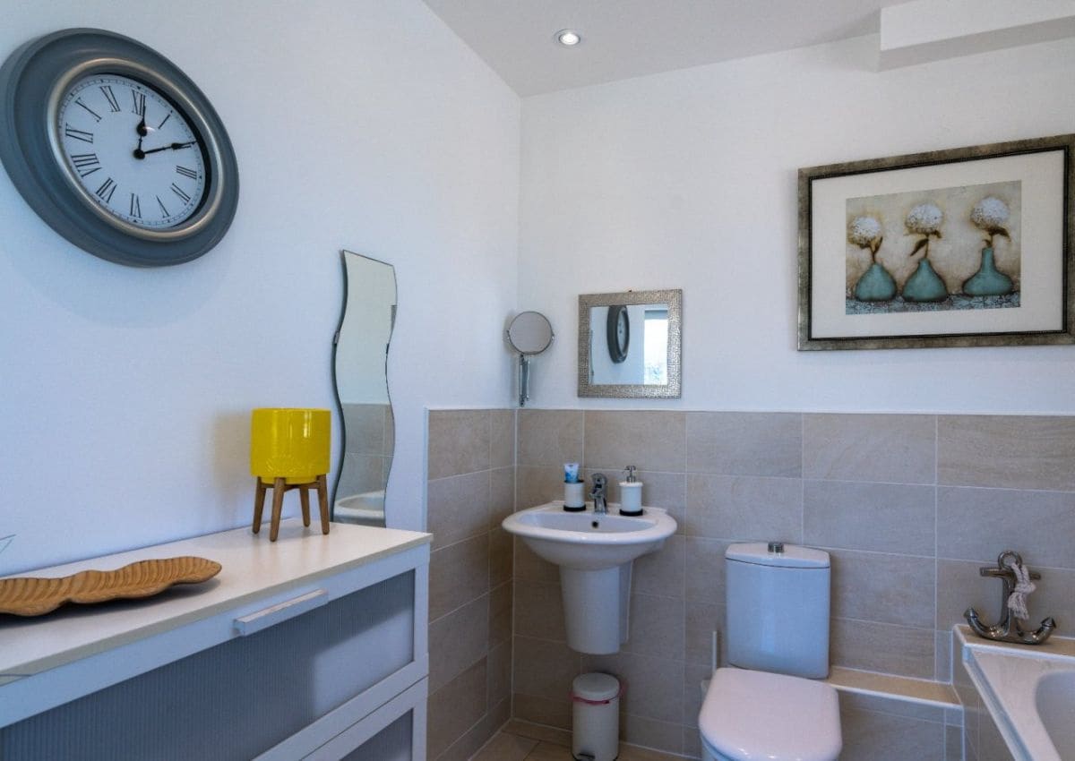 6 slaapkamer Finca/Landhuis te koop in Iznajar met zwembad - € 845.000 (Ref: 9523381)