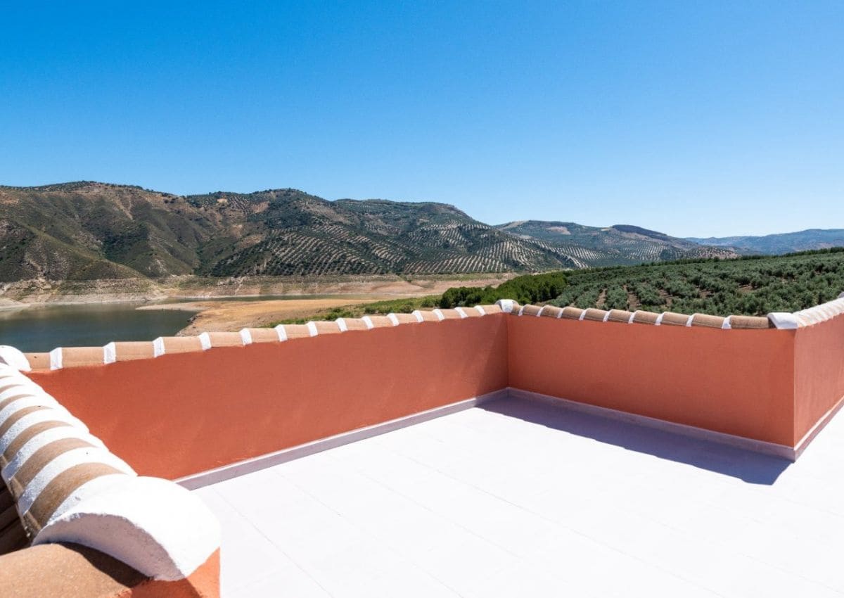 6 slaapkamer Finca/Landhuis te koop in Iznajar met zwembad - € 845.000 (Ref: 9523381)