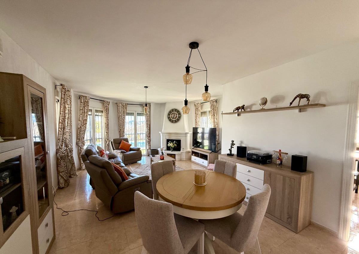 4 soveværelse Villa til salg i Arboleas med swimmingpool - € 300.000 (Ref: 9534831)