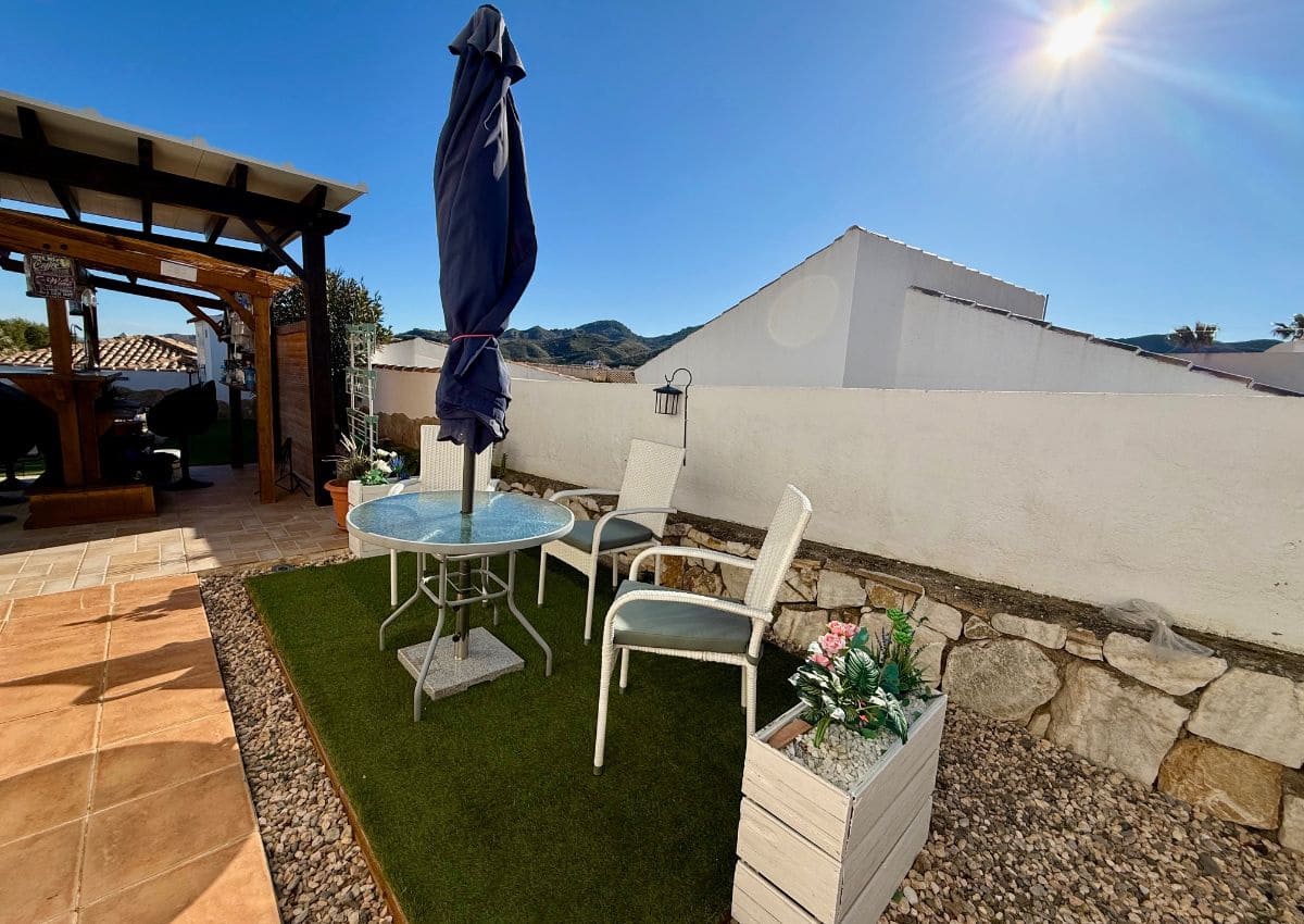 4 soveværelse Villa til salg i Arboleas med swimmingpool - € 300.000 (Ref: 9534831)