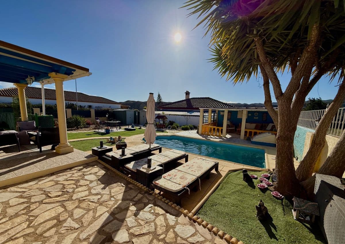 3 soveværelse Villa til salg i Arboleas med swimmingpool - € 259.995 (Ref: 9535275)