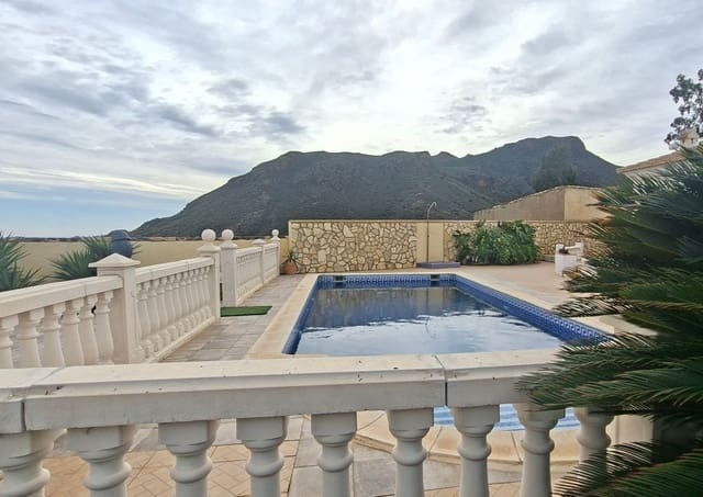 3 soveværelse Villa til salg i Arboleas med swimmingpool - € 195.000 (Ref: 9535276)